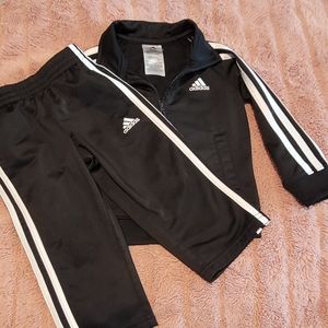 2T Adidas track suit